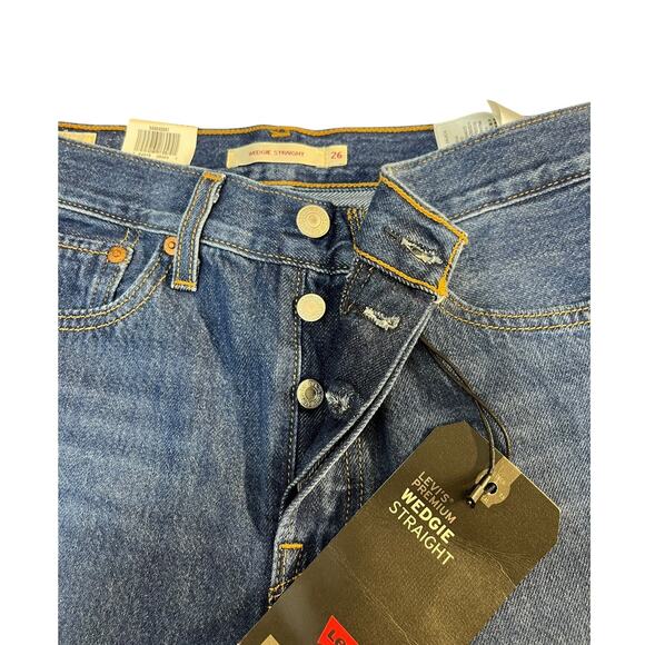 Levi’s Women’s Premium Wedgie Straight Jeans Blue High Rise Size 26 NWT - Picture 3 of 15